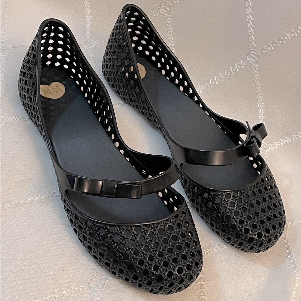 Mel By Melissa Black Jelly Flats with Bow Accent Size US 7